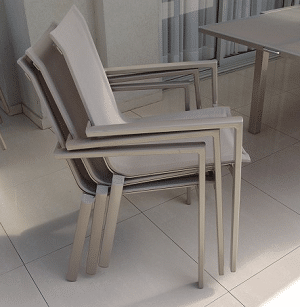 סט ריהוט גינה דגם "אמרלד" שולחן+4 כסאות קפוצ'ינו