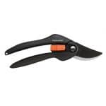 מזמרת מעקף P26 מבית Fiskars