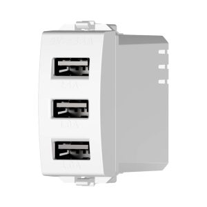 מטען USB כולל 3 יציאות 5V 3.1A לבן 1 מודול ניסקו סוויץ' מטען USB כולל 3 יציאות 5V 3.1A לבן 1 מודול ניסקו סוויץ'