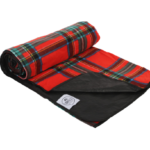 מחצלת פליז Fleece  Mat ארטוס משבצות אדום/ עלים כחול