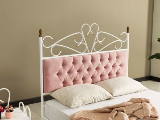 מיטה זוגית 160/200 מתכת לבן בד ורוד דגם פידס מבית Twins Design